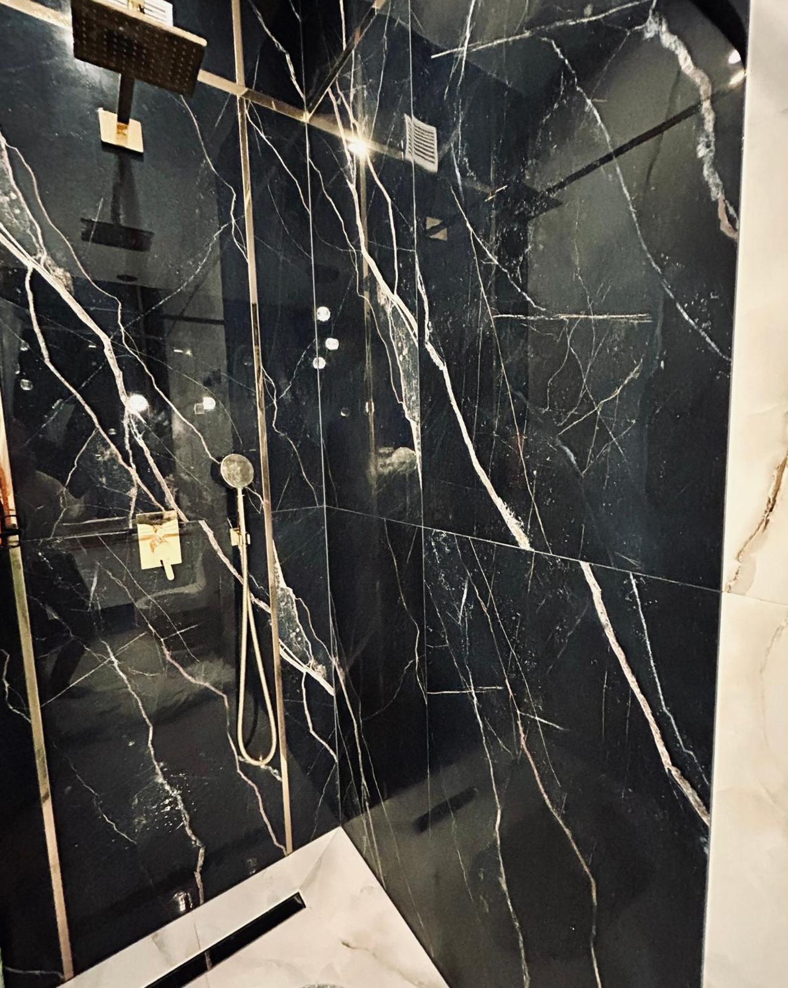 Golden Luxury Suite Nowy Dwór Mazowiecki エクステリア 写真